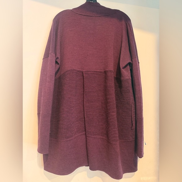 Lululemon Sit In Lotus Wrap II Plum Purple Merino Wool Knit Size 8 - Picture 3 of 4